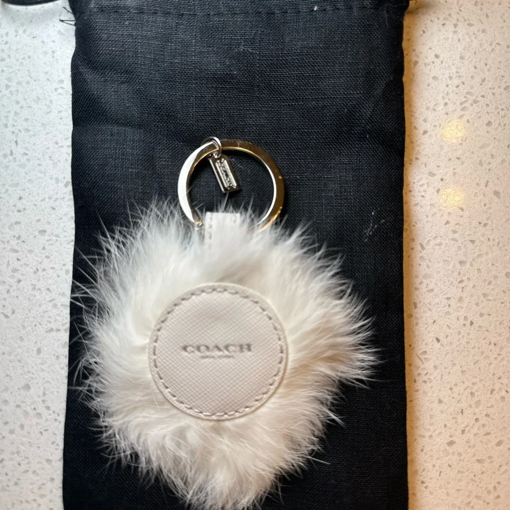Coach Furry White Cat Keychain/ Bag Charm- new without tag - Picture 2 of 3